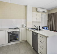 24 The Islander Resort - Australian Directory
