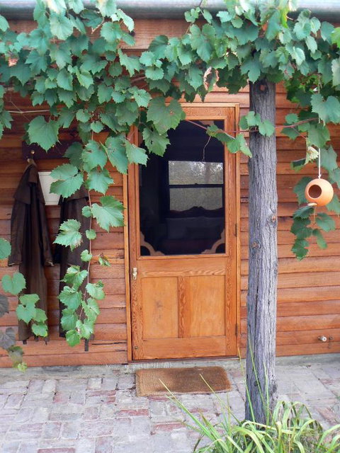 Candlebark Retreat - Australian Directory 3