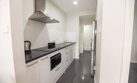 Cardiff Executive Apartments - Australian Directory 2
