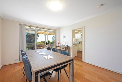 Cityscape Charm - 2BR Home In Wattle Park - Australian Directory 4