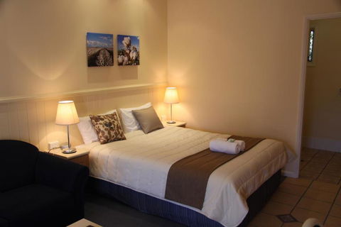 Dalby Mid Town Motor Inn - Australian Directory 3