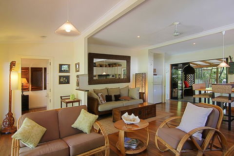 28 Childe Street, Byron Bay - Banaba - Australian Directory 2