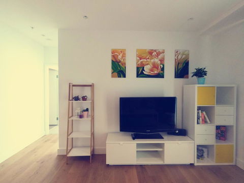 2BR Apartment With Style - Australian Directory 1