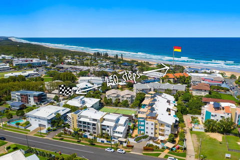 2BR Coolum Beach , Rooftop Terrace, Spa, Tennis, Pool - Australian Directory 2