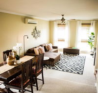 3 Bdrm House With Parking  Outdoor Entertaining - Australian Directory