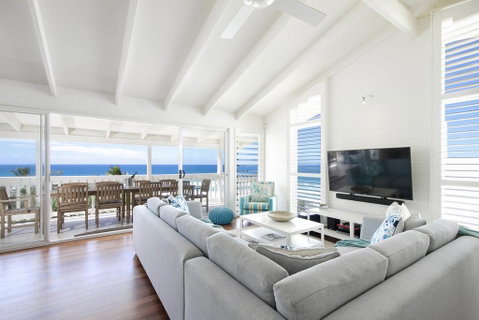 32 Park Crescent - Australian Directory 1
