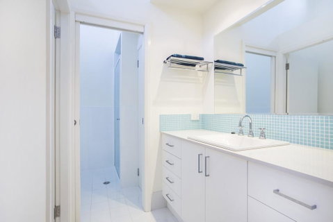 33 Bangalow - Narrawallee's Beautiful Bungalow - Australian Directory 1