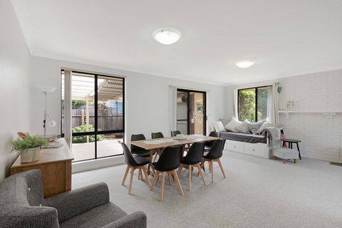 37 Mort Avenue - Australian Directory 2