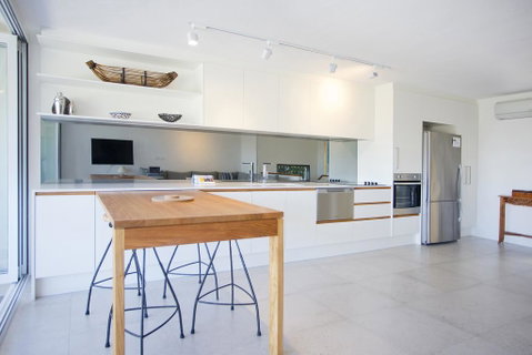 4/33 Noosa Drive - Australian Directory 3