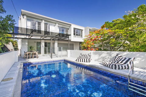 42 Bryan Street - Australian Directory 1