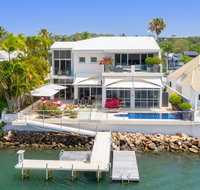 42 Noosa Parade - Australian Directory
