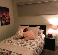 5 Star Room with own Bathroom - Singles Couples Families or Executives - Australian Directory