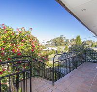 57 Carroll Ave Mollymook Beach - Relaxed Homely Retreat - Australian Directory