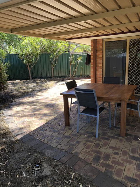5A Glenelg Street - Australian Directory 2