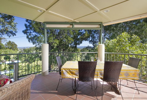 6 Avenal - Australian Directory 2
