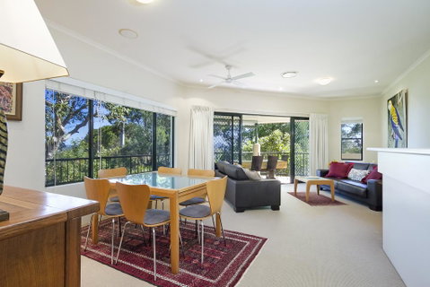 6 Avenal - Australian Directory 0