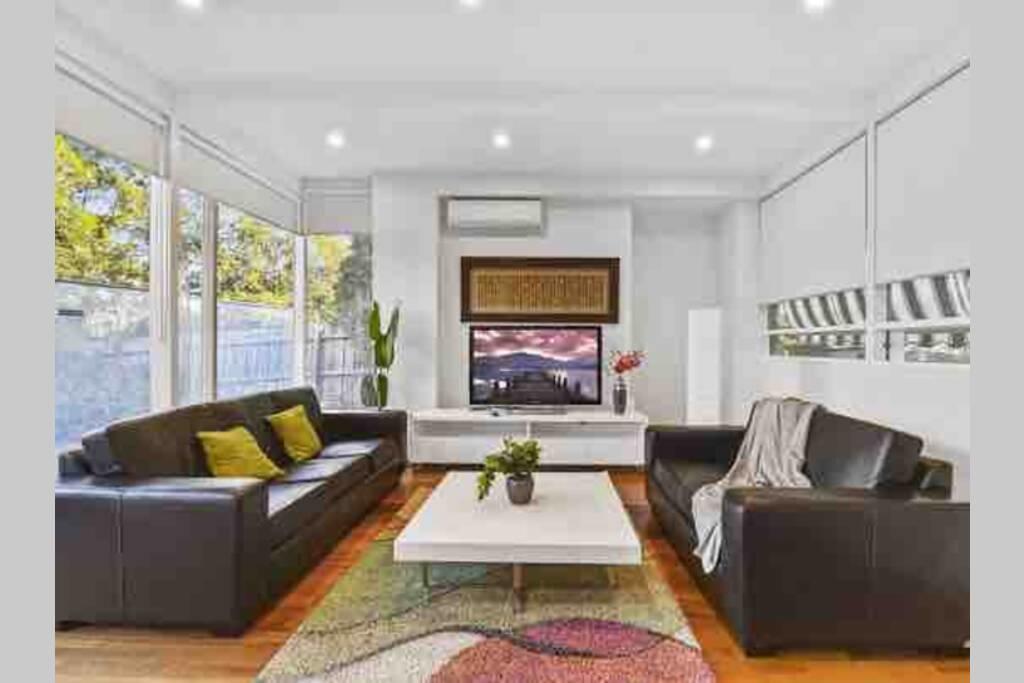 Boronia VIC Australian Directory