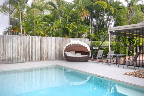 6/75 Noosa Parade - Australian Directory 1