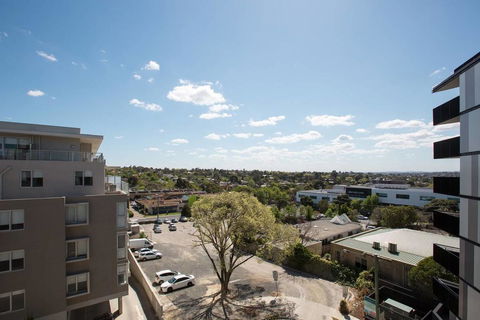 60, Boutique Studio@Boxhill, Boxhill Central, Mall - Australian Directory 2