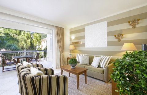 622 Laguna - Australian Directory 1