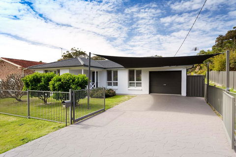 81 Horace St - WIFI And Air Conditioning - Australian Directory 1