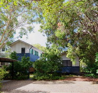91 Tramican - Aquamarine - Australian Directory