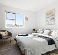 A Bright  Comfy Beach Studio 5min walk to Bondi Beach - Australian Directory