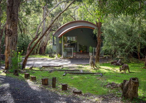 A Heavenly Escape - Australian Directory 0