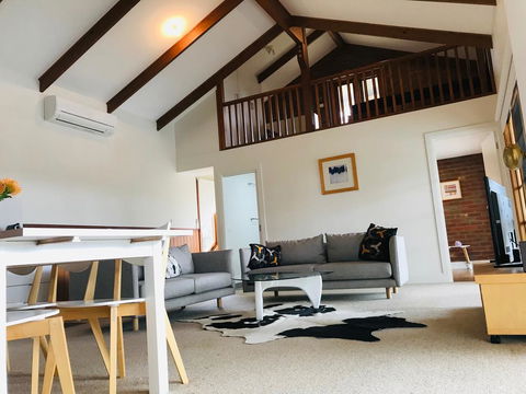 A Home Amongst The Gum Trees - Australian Directory 1