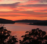 A Lakehouse Escape - Australian Directory