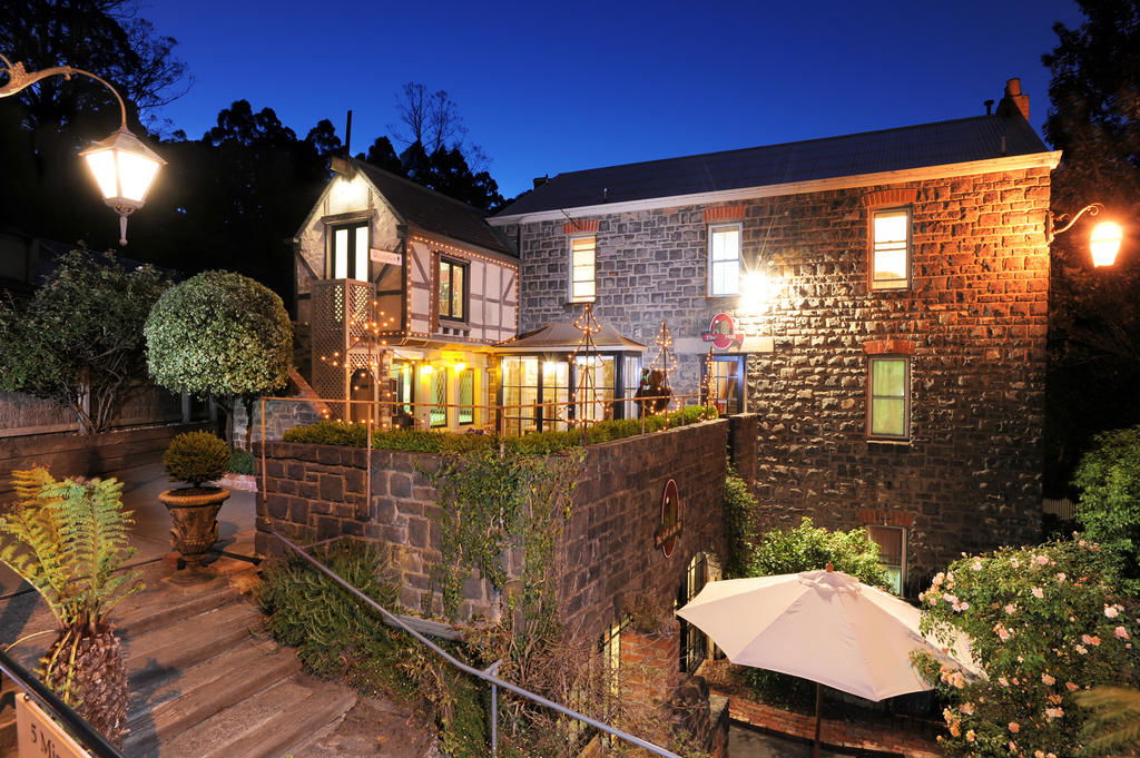 Olinda VIC Australian Directory