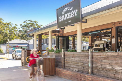 A SWEET ESCAPE - Carefree Beach Home - Australian Directory 3