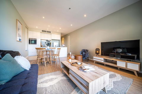 Above The Square On Hindmarsh-Pool - Gym - Carpark - Australian Directory 1