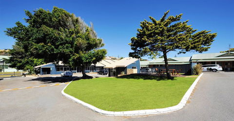 Abrolhos Reef Lodge - Australian Directory 0