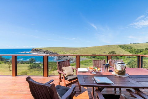 Absolute Oceanfront Cottage - Australian Directory 3