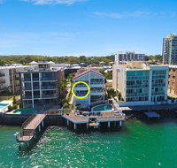 Absolute Waterfront On The Pumicestone Passage - Australian Directory