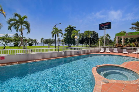 Acacia Court Hotel - Australian Directory 1