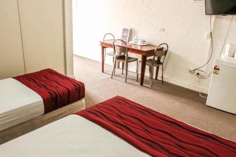 Acacia Ridge Hotel & Motel - Australian Directory 2