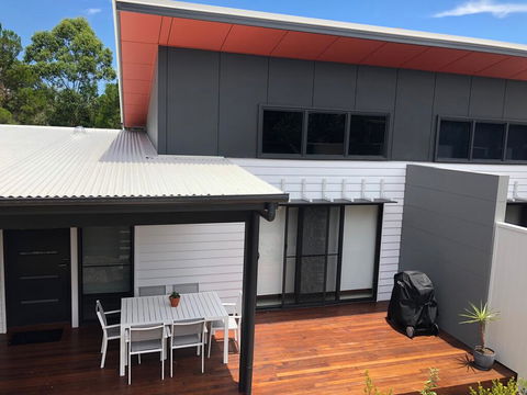 Acacia Villa - Australian Directory 1