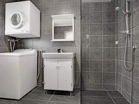 Adelaide Holiday Homes - Australian Directory 3