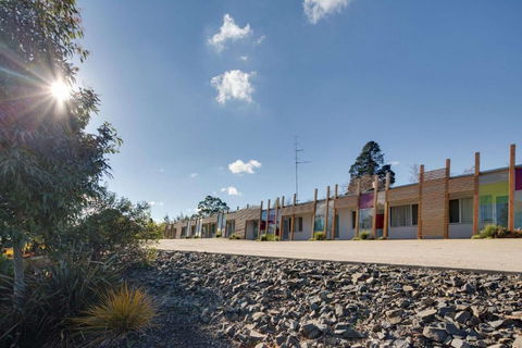 Drouin Motel - Australian Directory 0