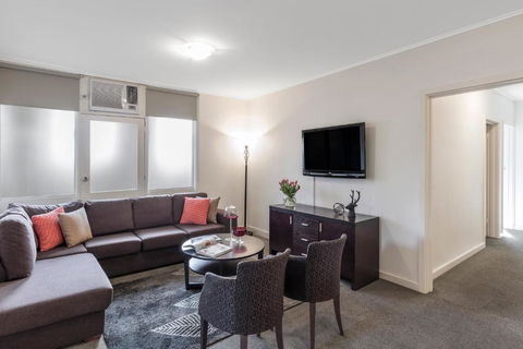 Dorset Gardens Hotel - Australian Directory 4