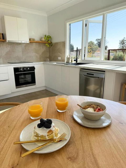 Dreamy Staiz - Riverland Abode - Australian Directory 1