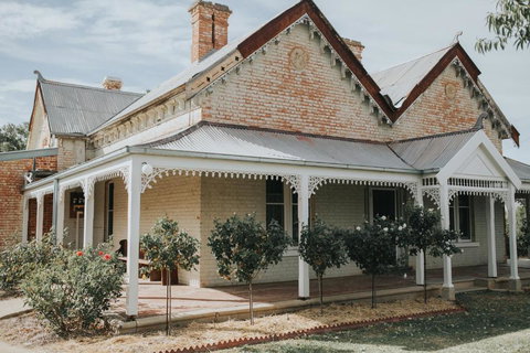 Dubuque Bed And Breakfast - Australian Directory 0