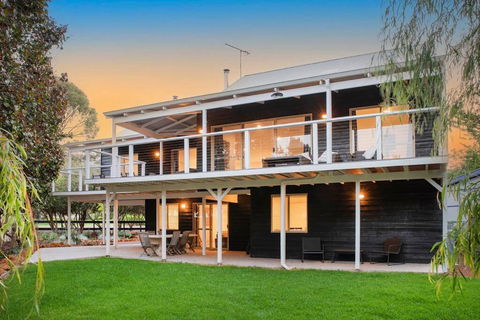 Eagle Bay Summerhaus - Australian Directory 0