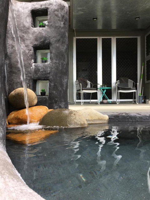 Earthship Daintree - Australian Directory 3