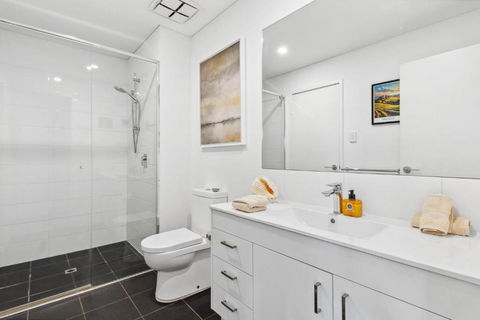 EAST34/60 - Urban Sanctuary - Australian Directory 4