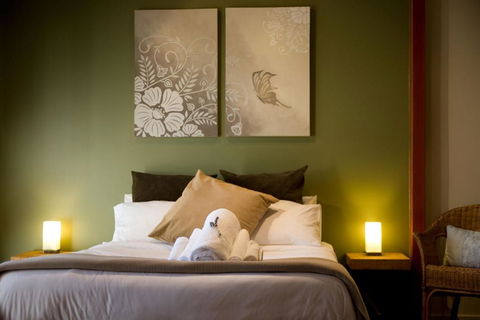Eastern View Studio - Australian Directory 2