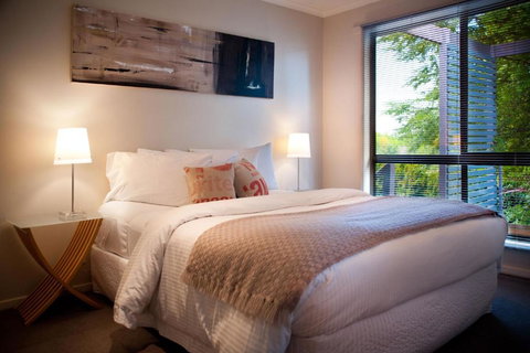 Eastern View Villa - Australian Directory 2