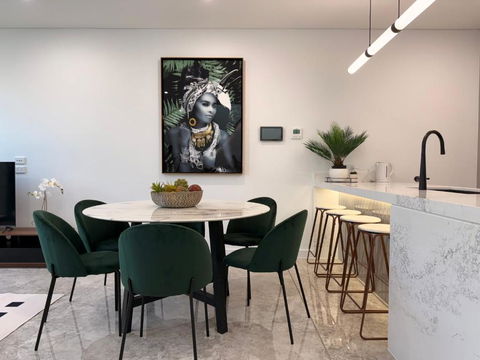 Eastgardens 4Bed 3Bath Brand New Townhouse 2 Car - Australian Directory 3